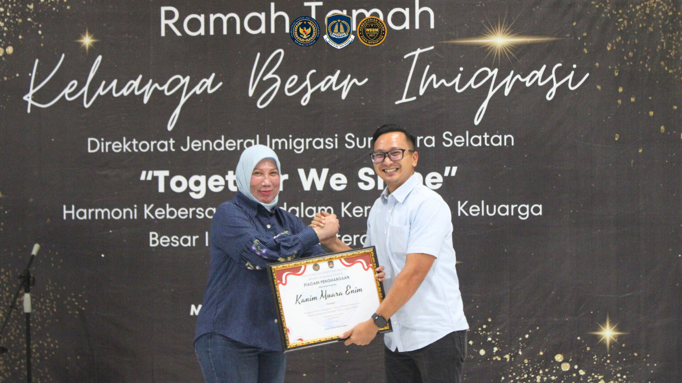 8 Malam Anugrah